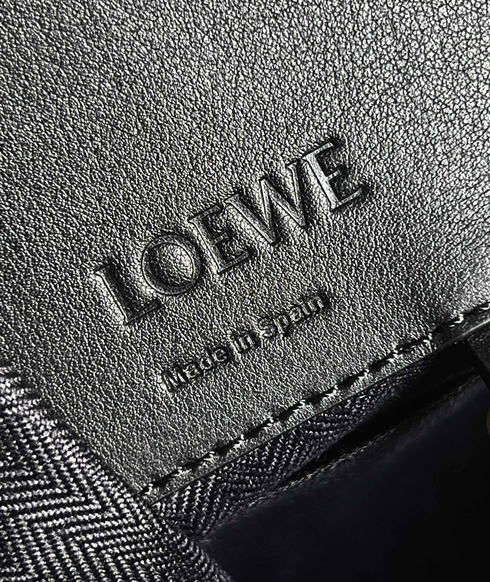 Loewe Compact Hammock Bag in Classic Calfskin Black